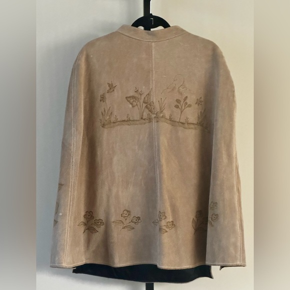True Vintage 1960s Suede Embroidered Cape Poncho Floral - Picture 2 of 6